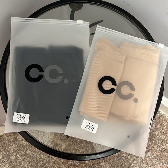 2 pairs Sculpting Tummy Control Thongs - Picture 2 of 3